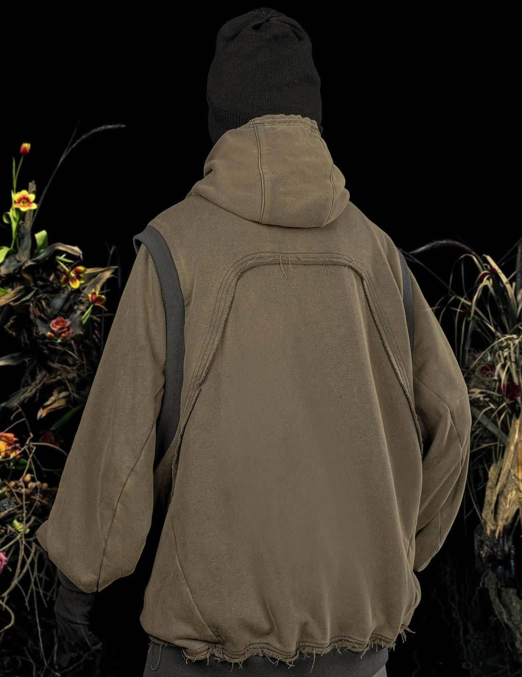 HiH28 Winter Wilderness Hoodie - Dark Khaki / M