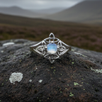 Celtic Starshine Moonstone Ring