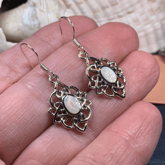 Sybil Celtic Knot Earrings - 