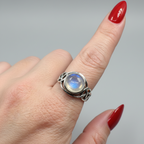 Rhianna Celtic Knot Ring