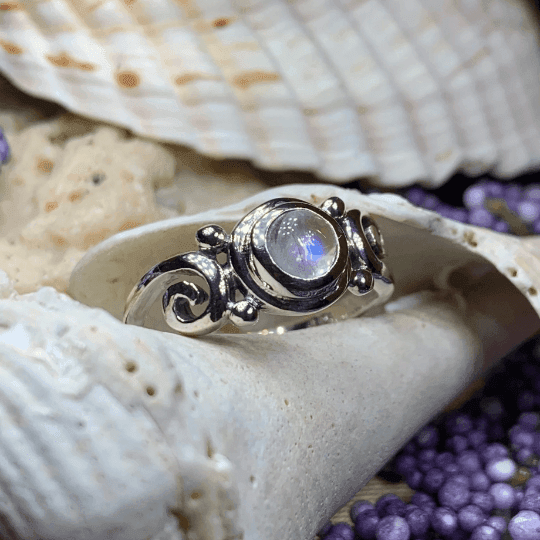 Lorna Celtic Knot Ring - 10