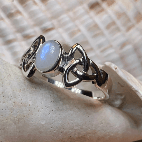 Damask Trinity Knot Ring - 5