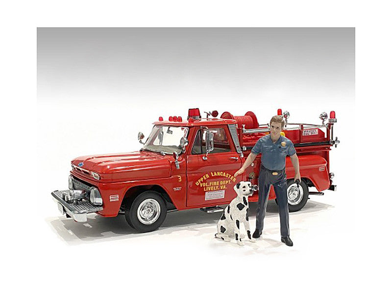 "Firefighters" 6 piece Figure Set (4 Males 1 Dog 1 Accessory) for 1/18 Scale Models by American Diorama