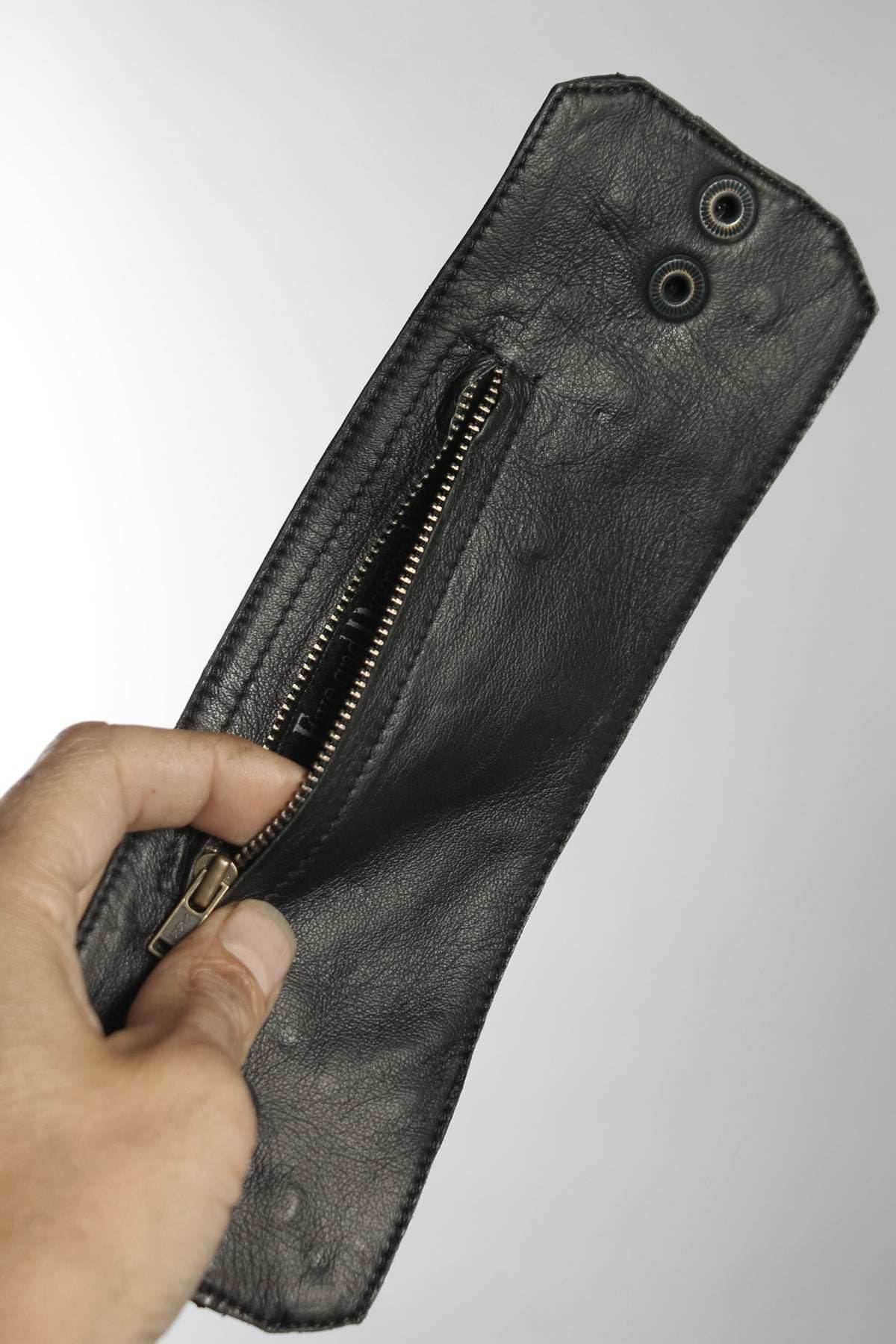 Five and Diamond Wrist Wallet - leather - Black/Black / Small