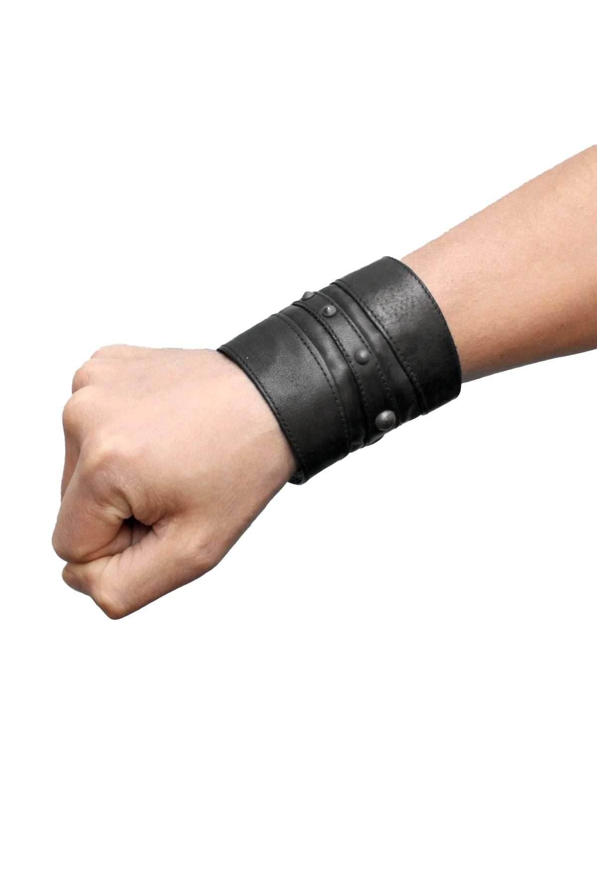 Five and Diamond Wrist Wallet - leather - Black/Black / Small