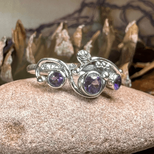 Wild Irish Rose Ring - 6 / Amethyst