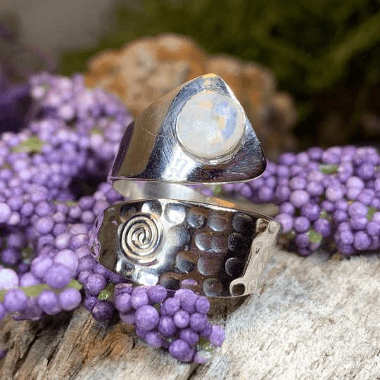 Celtic Spiral Wrap Ring - 8 / Moonstone