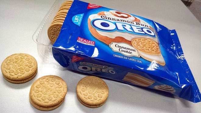 Cinnamon Bun Oreo LIMITED (261g) (Canada)l - 