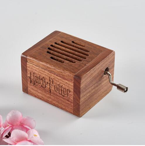 Hand Cranked Creative Music Box Harry Potter New Wooden Carved Music Box