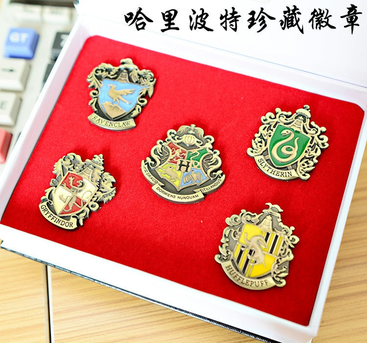 Harri Potter Seal Stamp Vintage Alphabet Wax 3D Metal Badge Seal Sets Hermione Magic Wand Weapon Keychain Necklace Box Toy