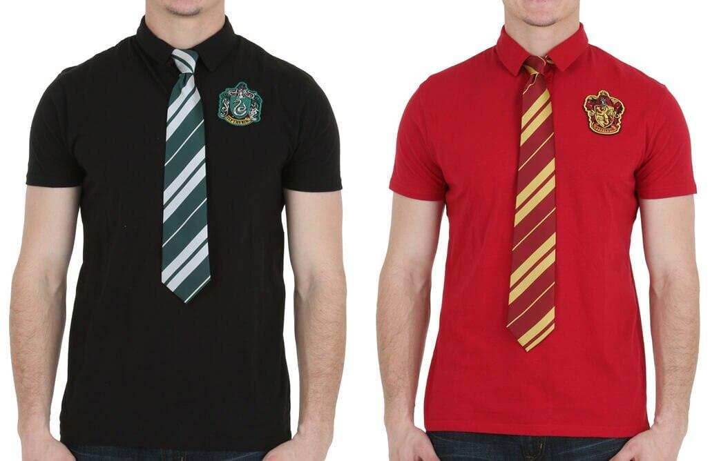Harry Potter Hogwarts Crest Polo With Tie - S / Red