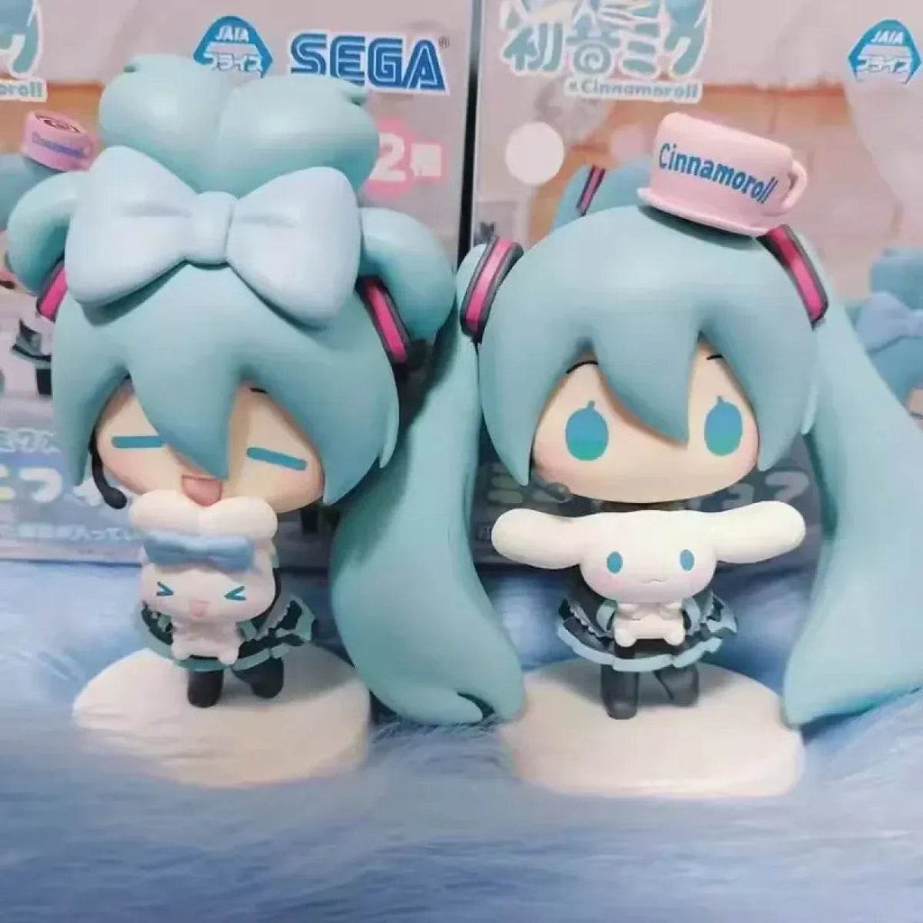 Hatsune Miku with Cinnamoroll Figure - Blue