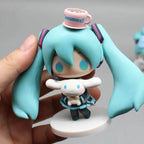 Hatsune Miku with Cinnamoroll Figure - Blue