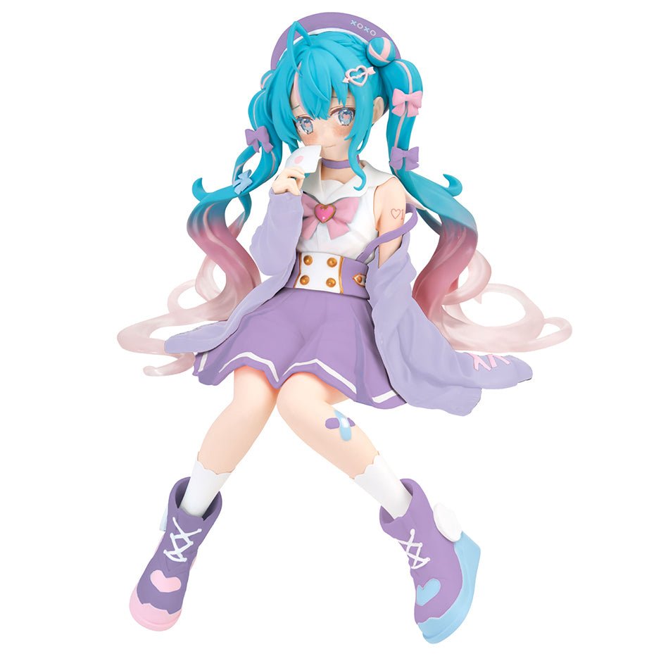 Hatsune Miku Noodle Stopper Figure Love Sailor, Purple Color Version