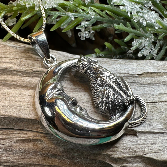 Orla Cat Moon Necklace