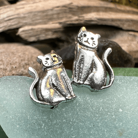 Curious Cat Stud Earrings - 