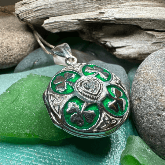 Shamrock Locket Necklace - 18