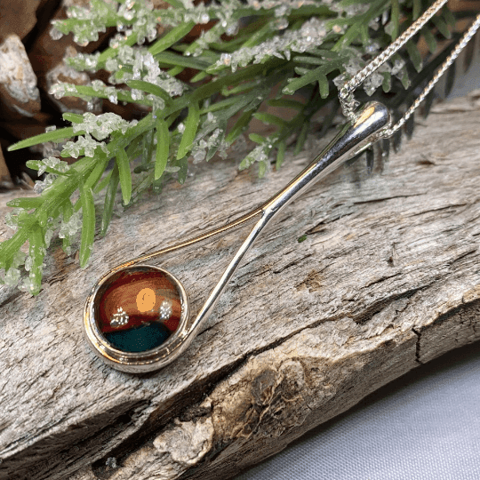 Scottish Raindrop Heathergems Necklace - Green/Red