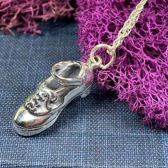 Lovely Irish Dance Shoe Necklace - 18