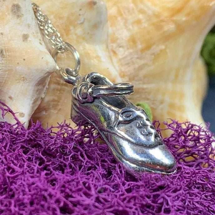 Lovely Irish Dance Shoe Necklace - 18