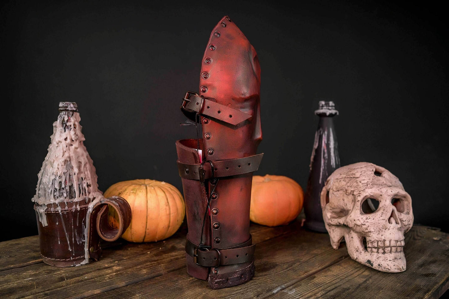 Fantasy leather bracers - Red (like on foto) / Two bracers