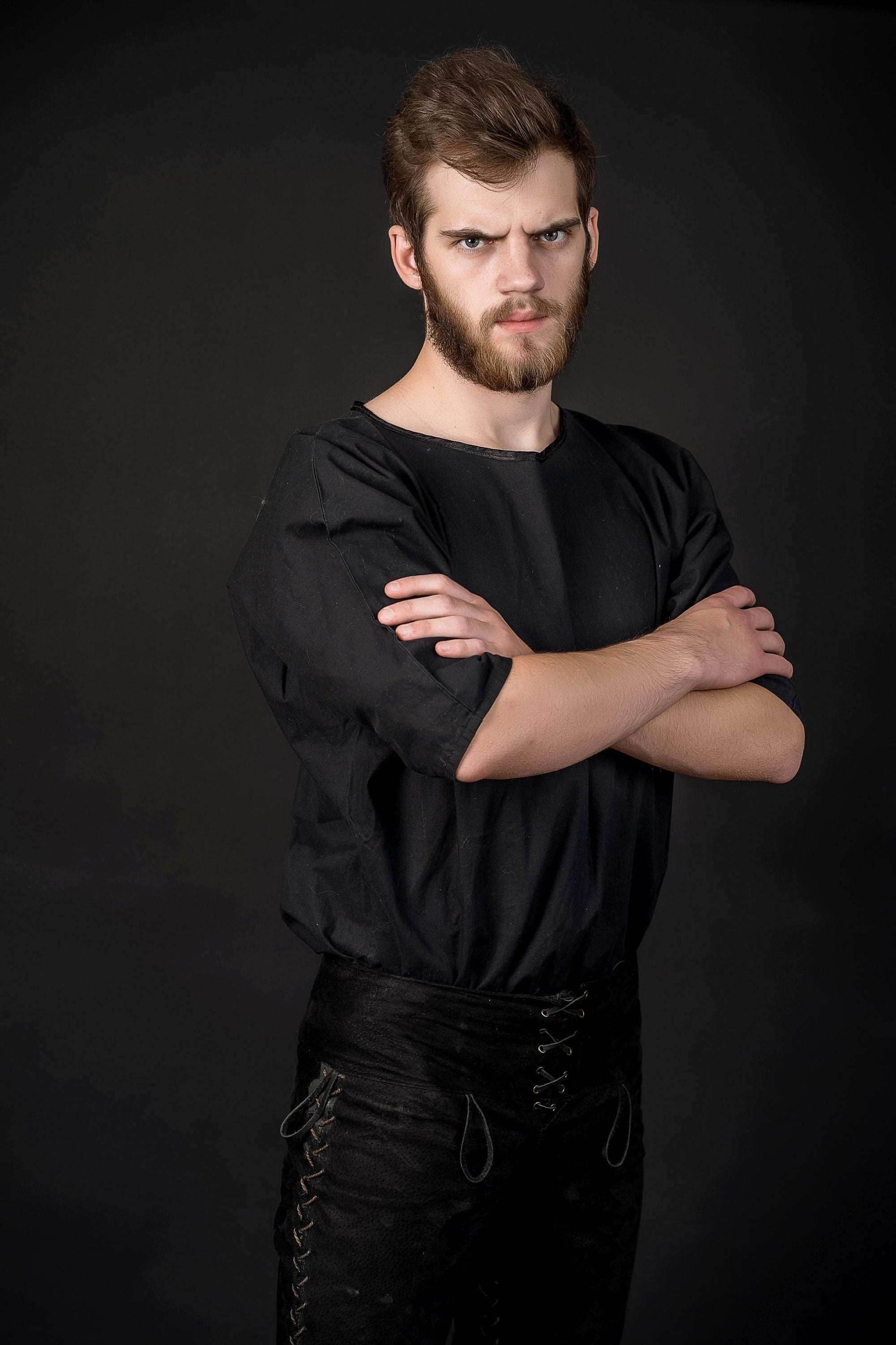 Black short sleeve tunic; medieval linen shirt - S