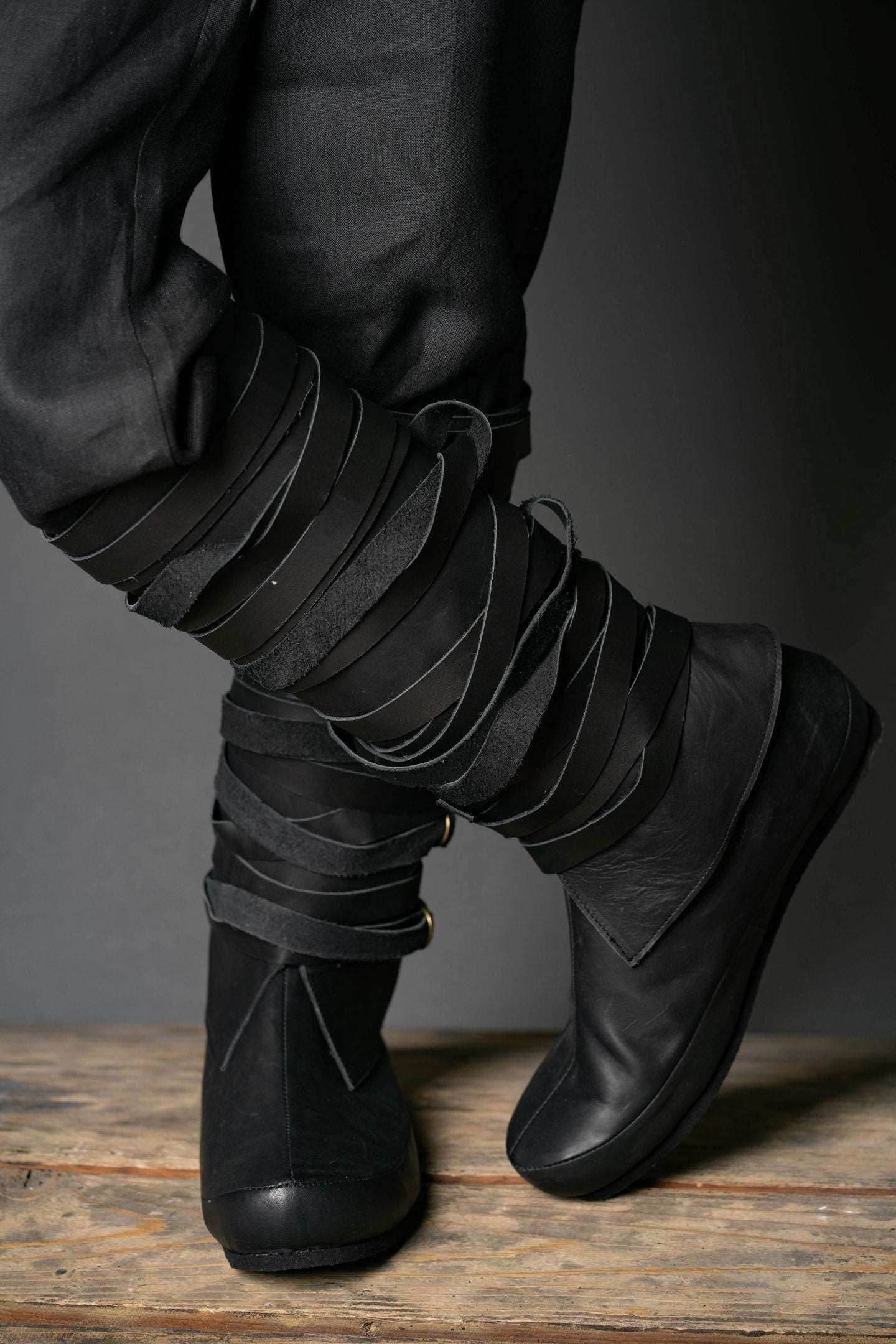 Assassin black leather low boots + greaves - brown (lie photo) / 5