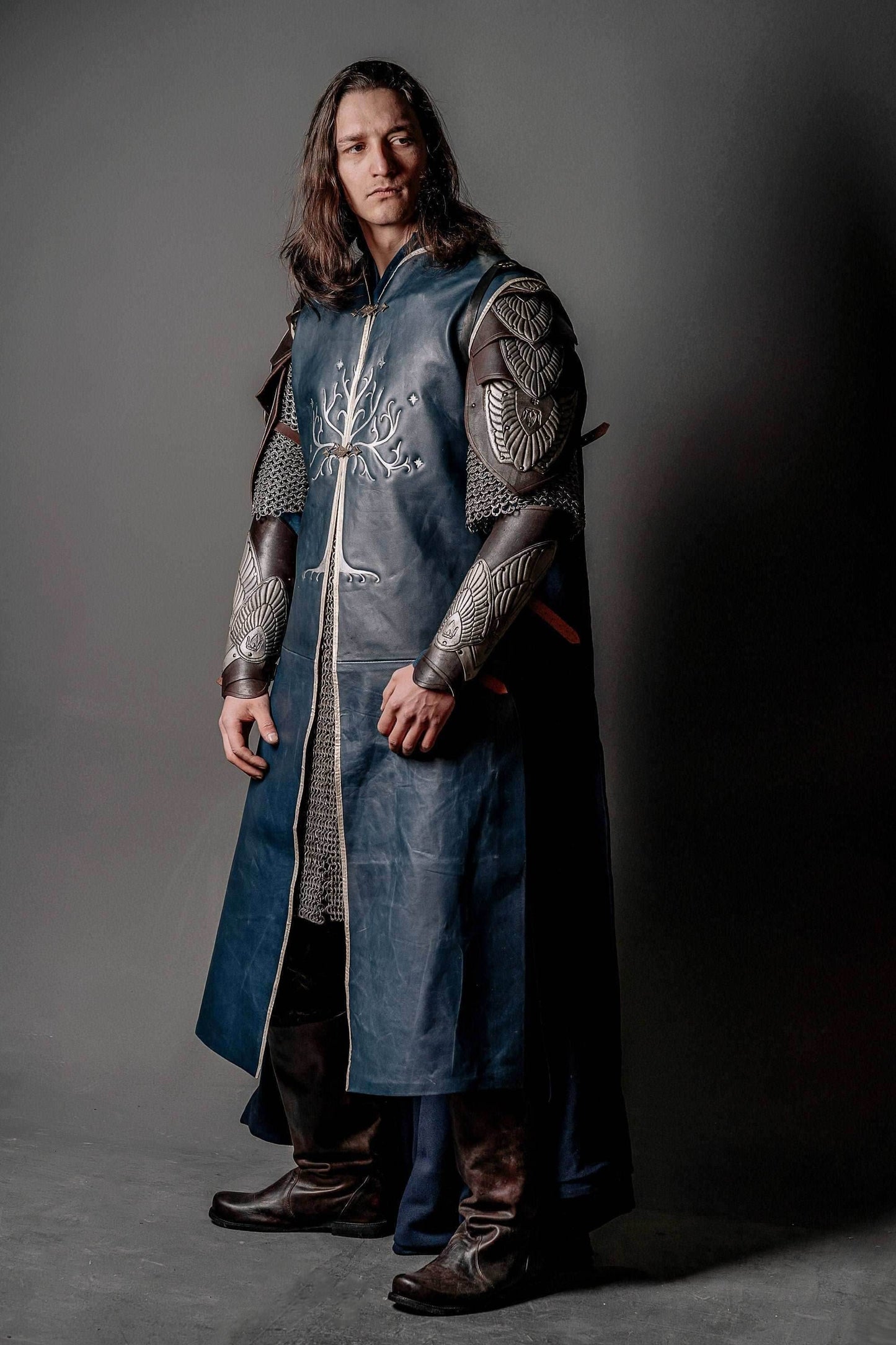 Aragorn king royal blue vest (Lord of the Rings) - S