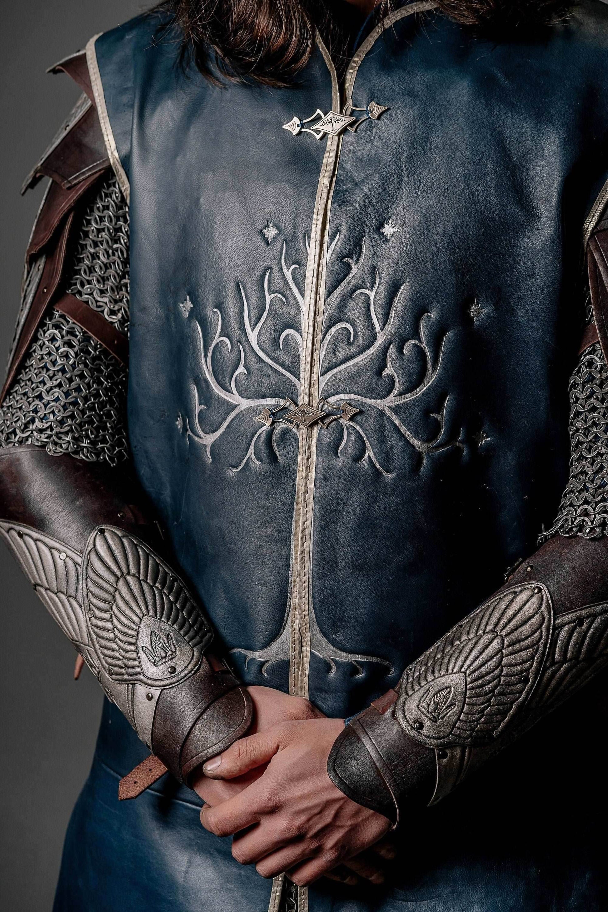 Aragorn king royal blue vest (Lord of the Rings) - S
