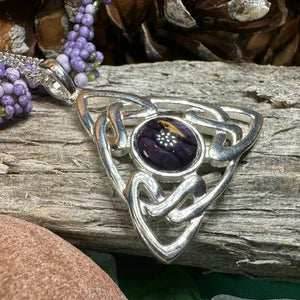 Heathergems Pictish Celtic Knot Necklace - Green