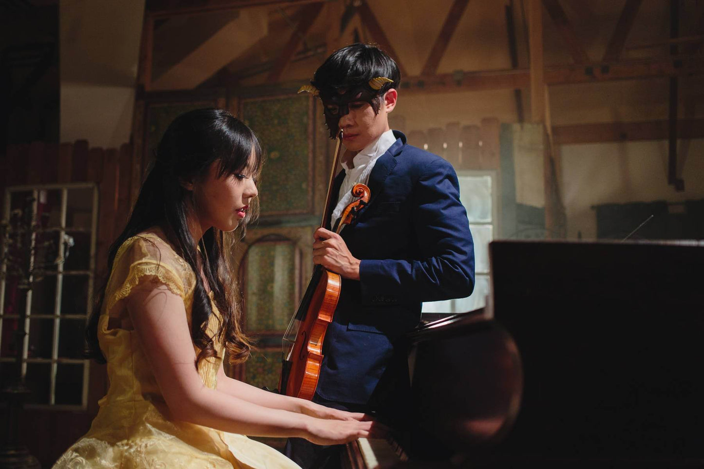 Beast of the Opera - Handmade Genuine Leather Mask with Horns in Natural Colors - 