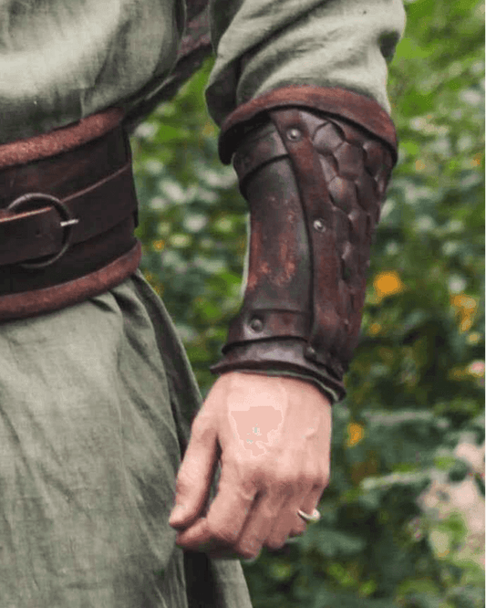 Viking leather bracers - Brown