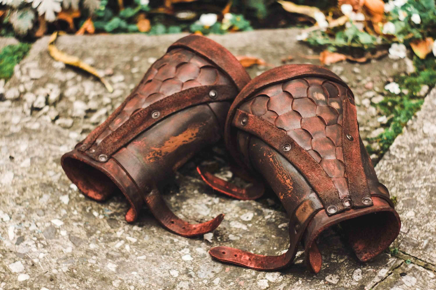 Viking leather bracers - Brown