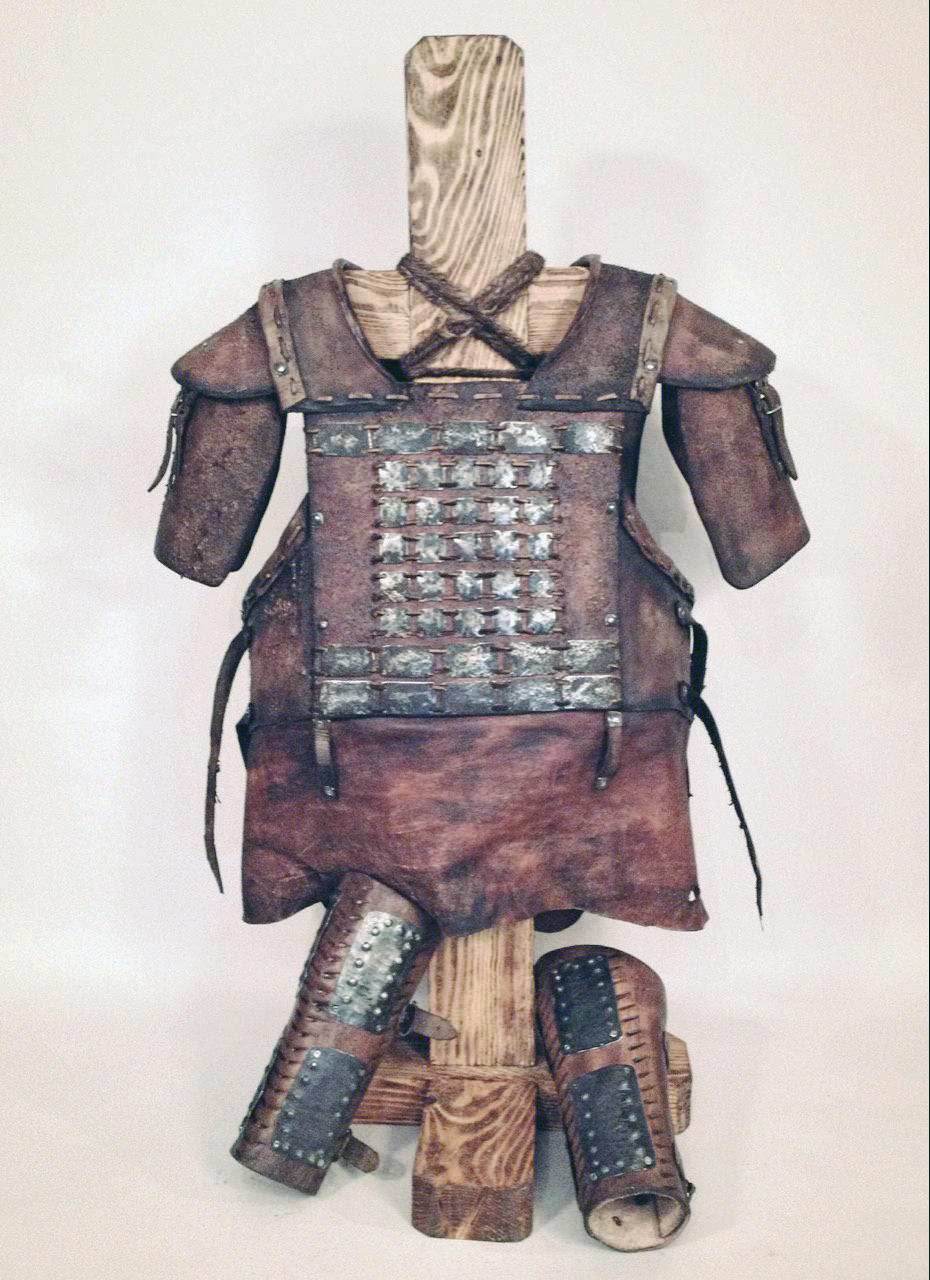 Medieval larp armor (armor with pauldrons + bracers) - XS / Full payment