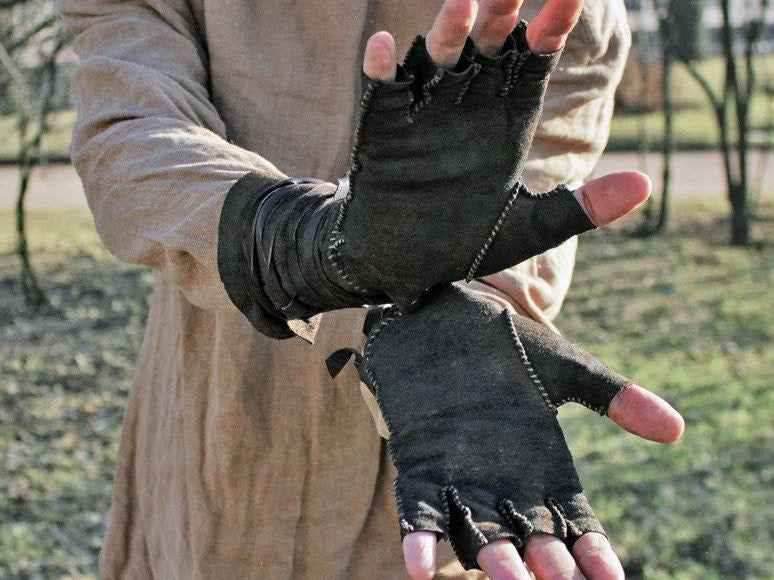 Battler leather gloves for LARP - one right-hand glove / Brown (as on photo)