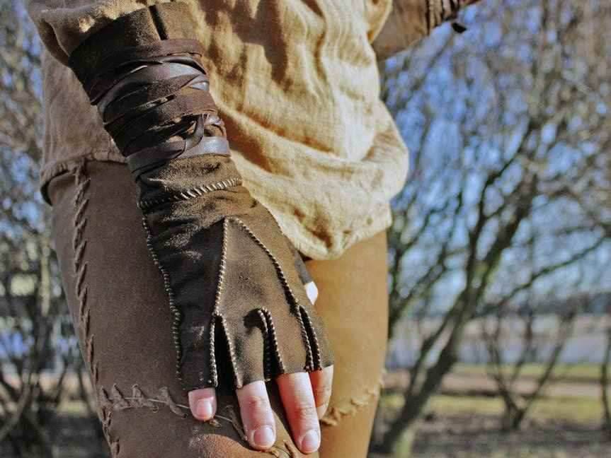 Battler leather gloves for LARP - one right-hand glove / Brown (as on photo)