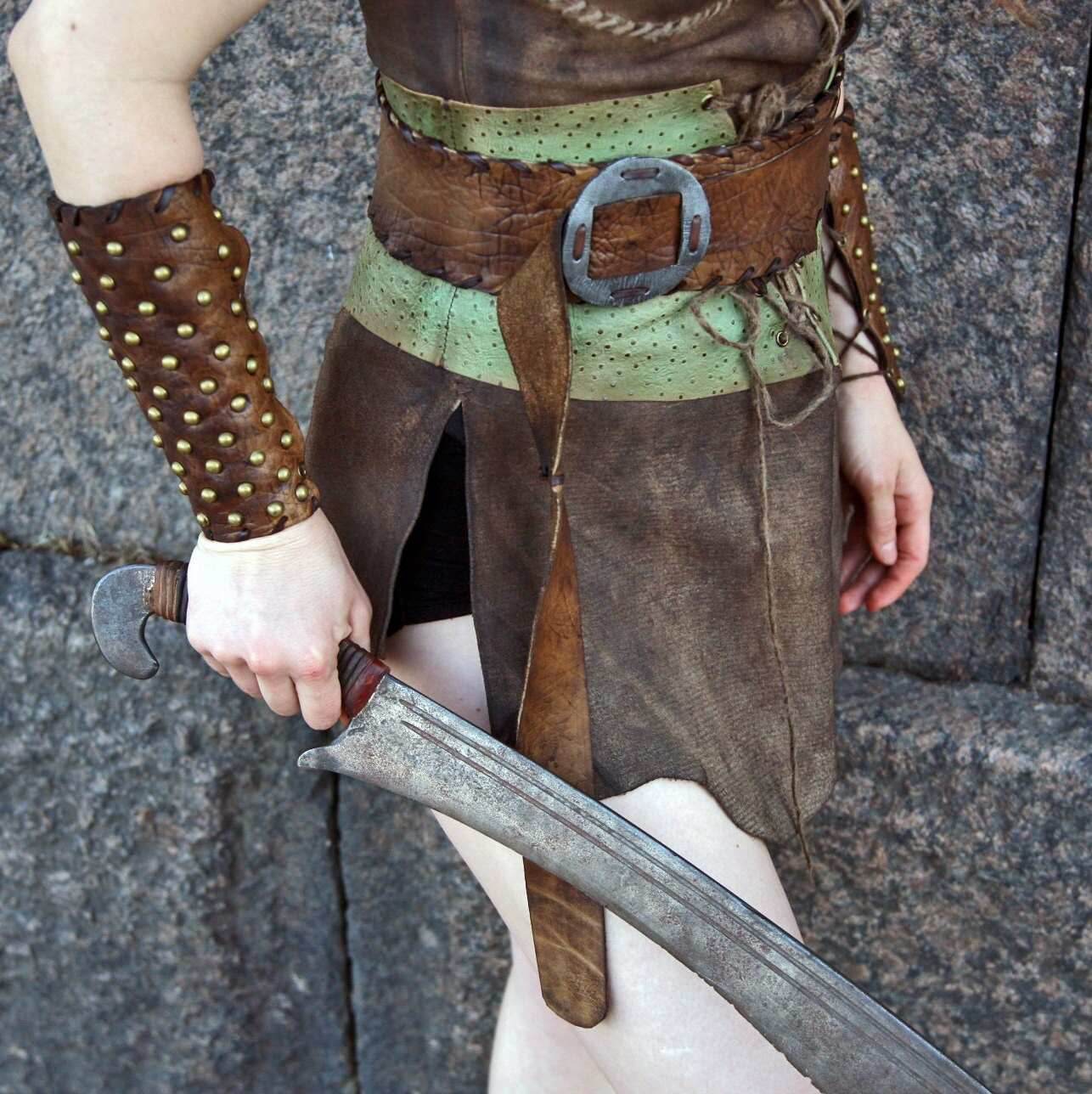 Medieval leather bracers for Larp - brown (as pictured)