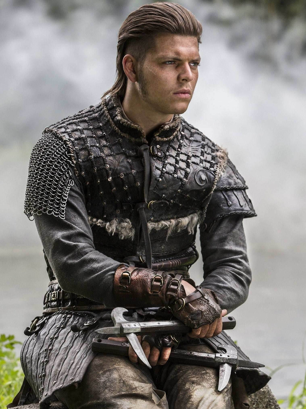 Ivar battler leather glove (Vikings) - one right-hand glove / Brown (as on photo)