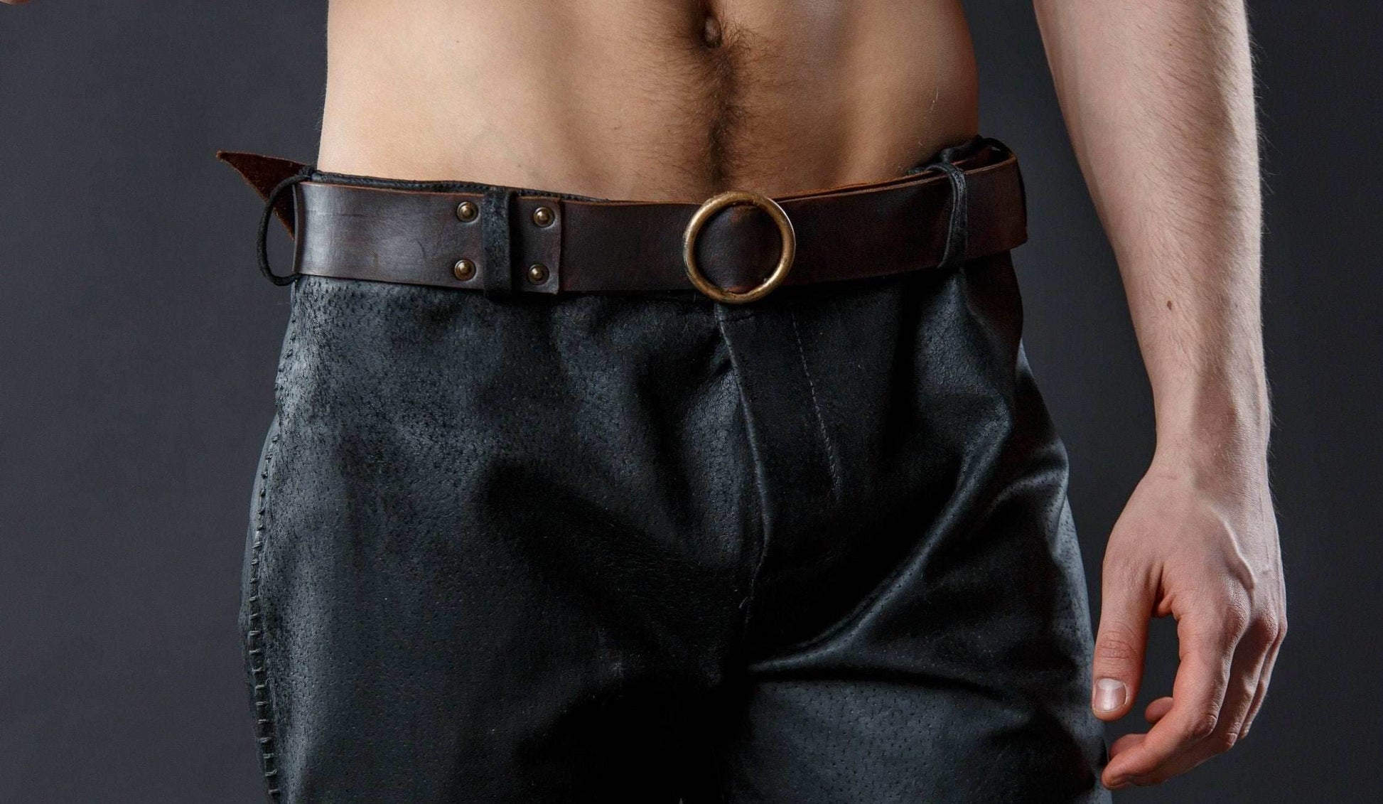 Medieval viking leather belt - Brown