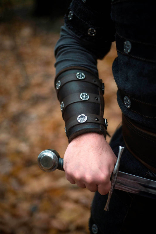 Medieval leather bracers for Larp - brown (as pictured) / For two hands