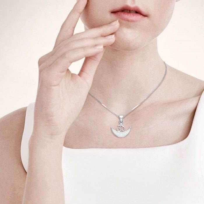 Moon Om Necklace - Black Onyx