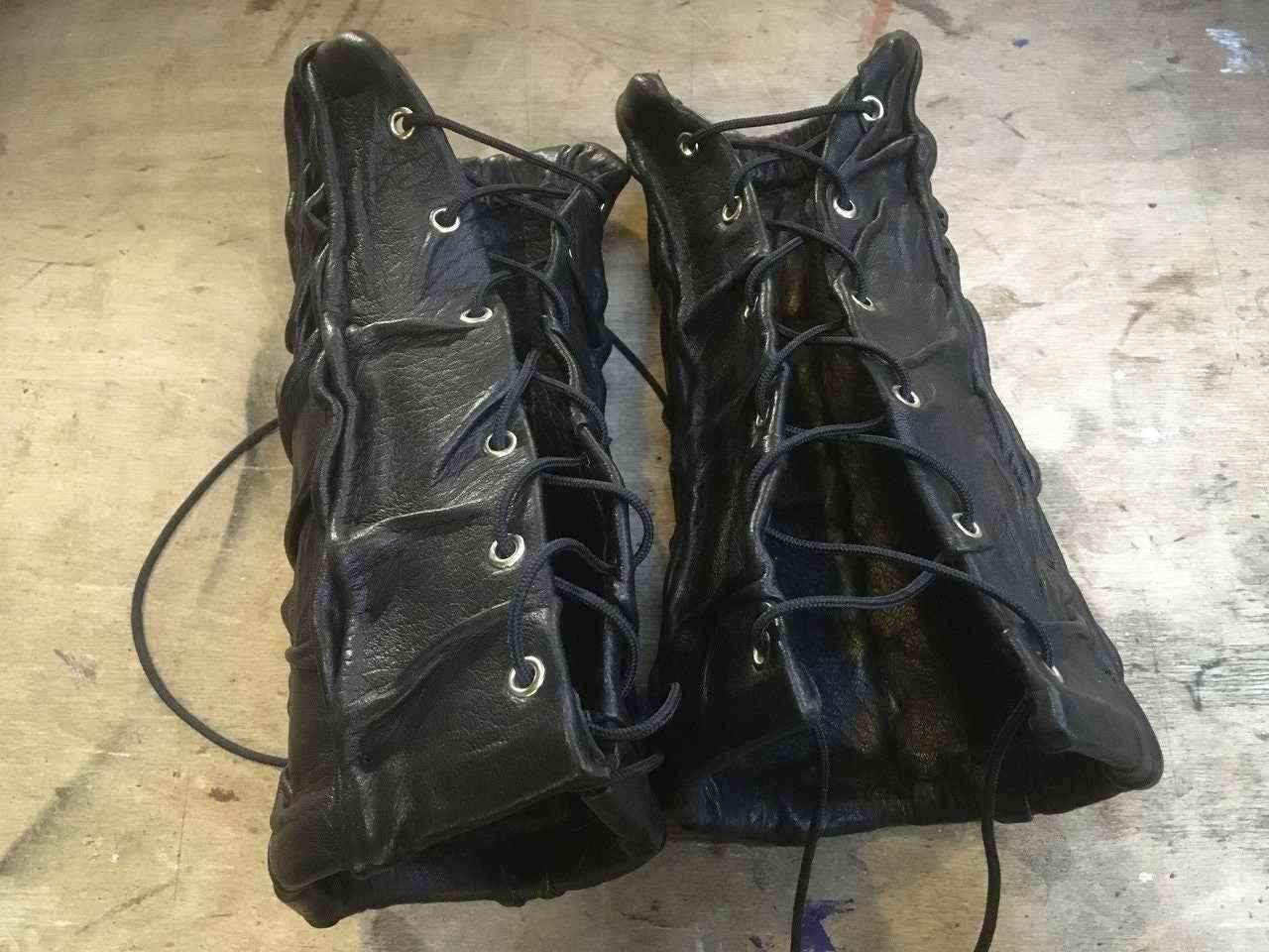 Ragnar medieval leather bracers (Vikings s3) - for one hand