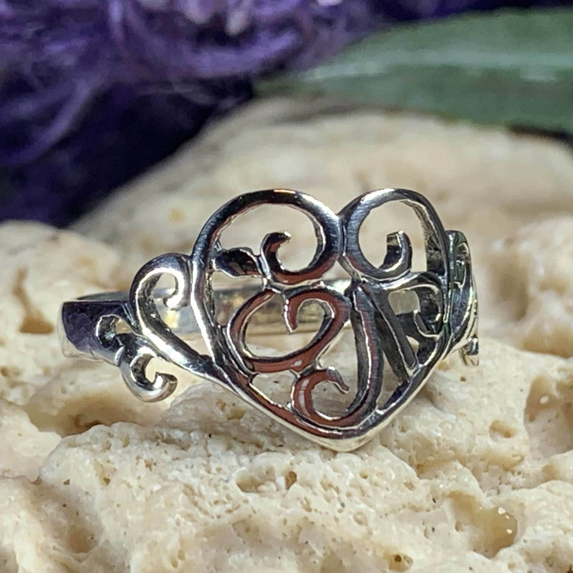 Celtic Knot Heart Ring - 4
