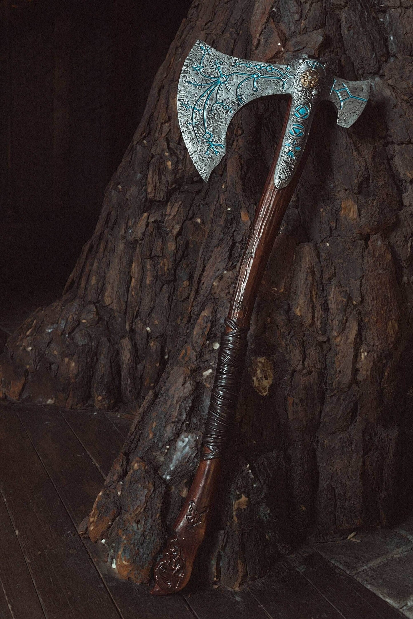 Kratos' Leviathan axe (God of War) - 
