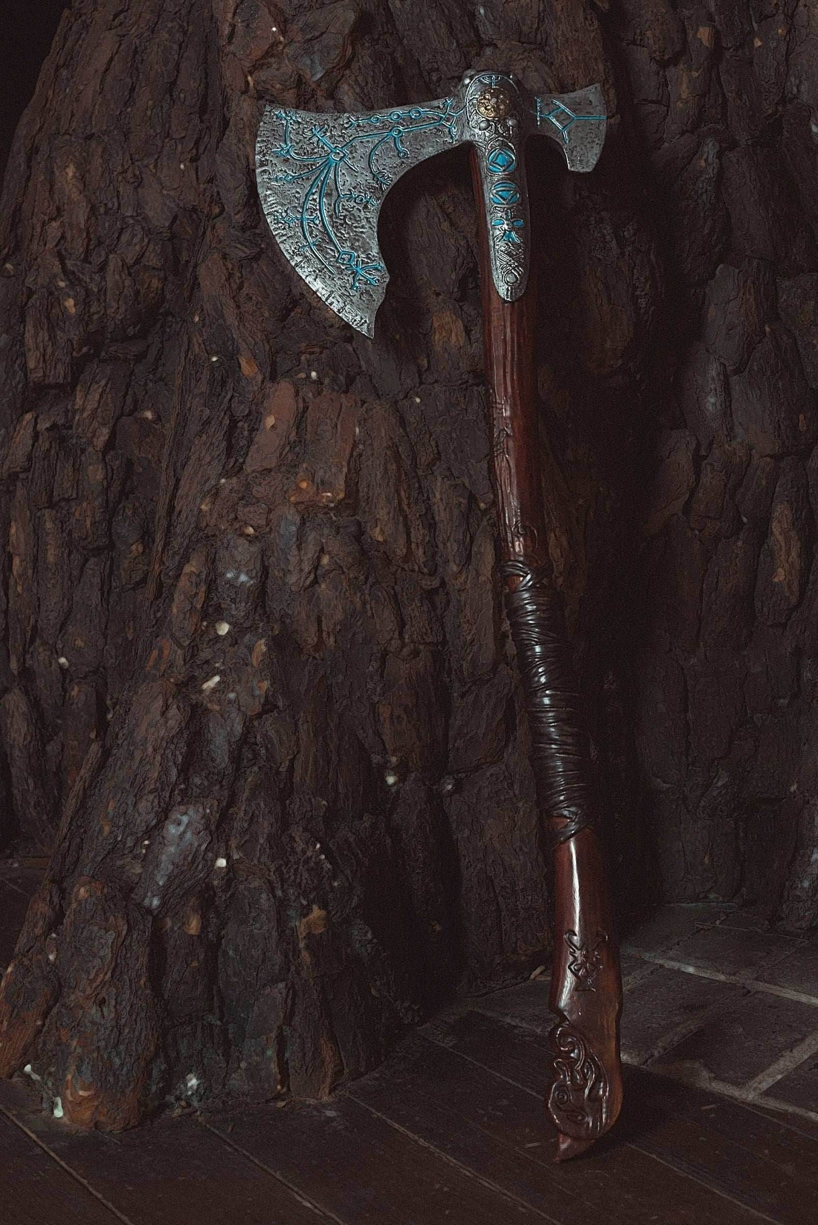 Kratos' Leviathan axe (God of War) - 