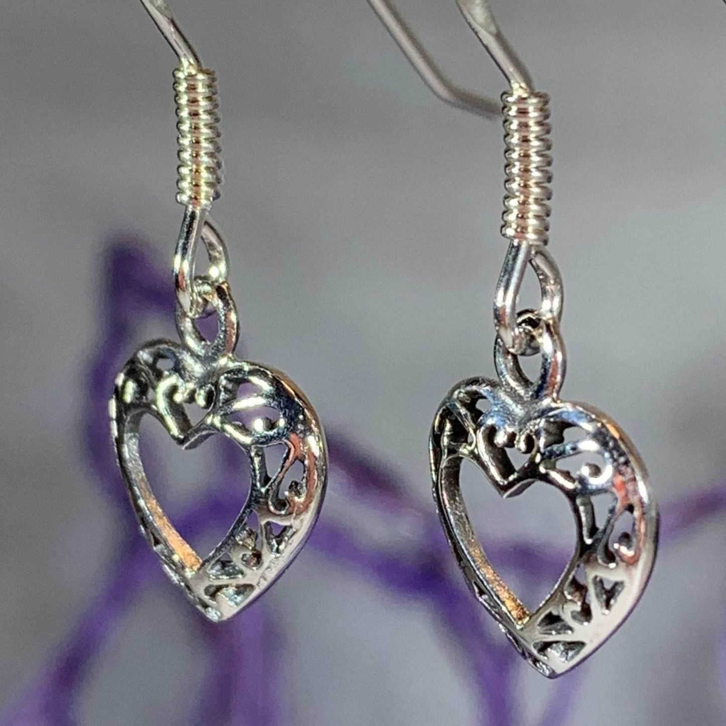 Petite Heart Earrings - 