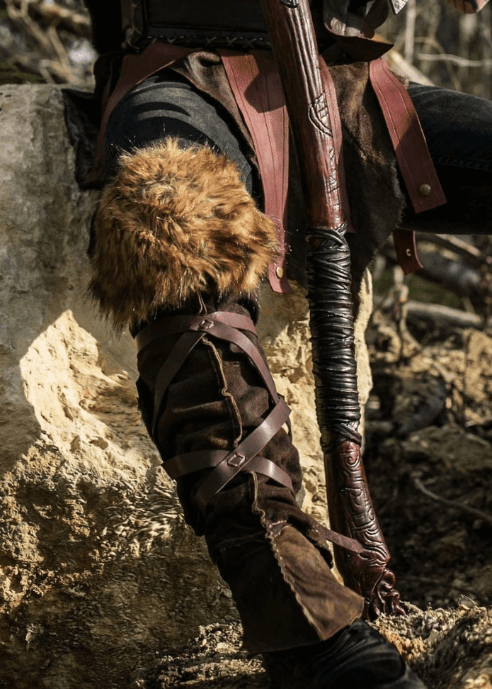 Medieval greaves with fur - 5