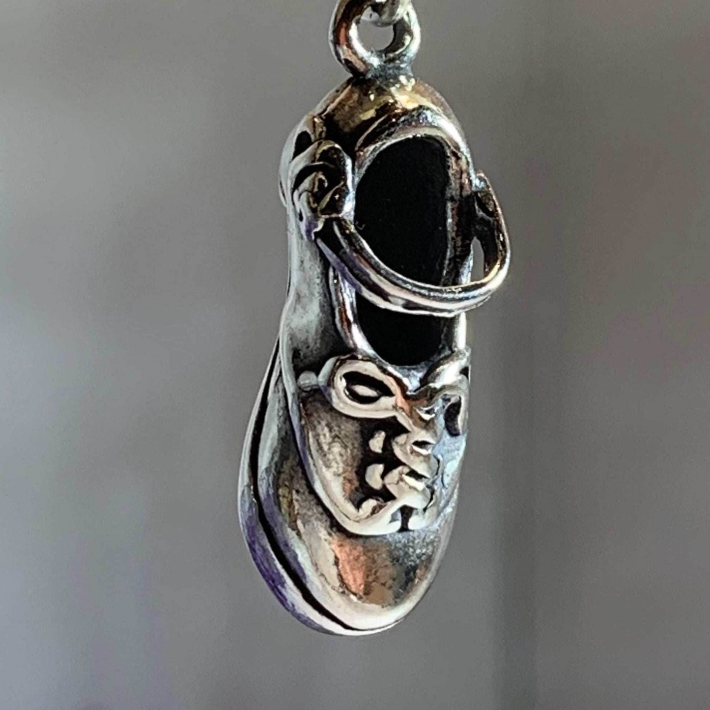 Lovely Irish Dance Shoe Necklace - 18