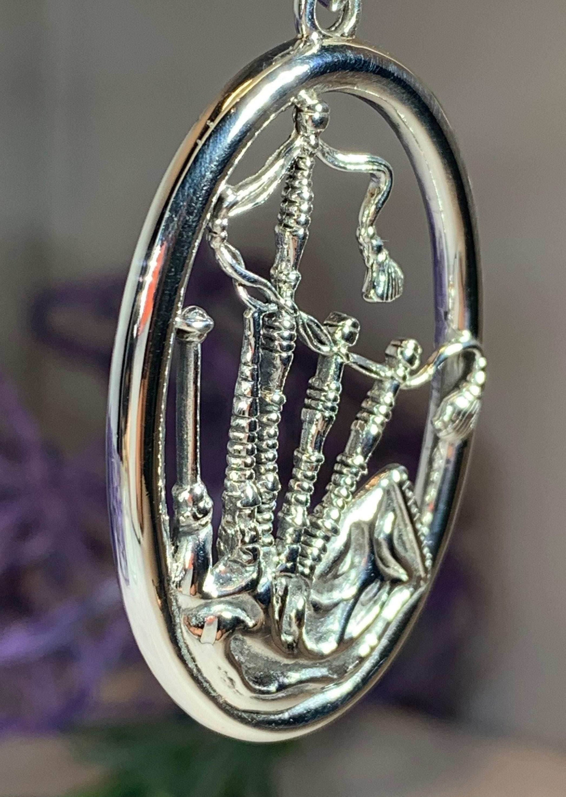 Bagpipes Forever Necklace - 18