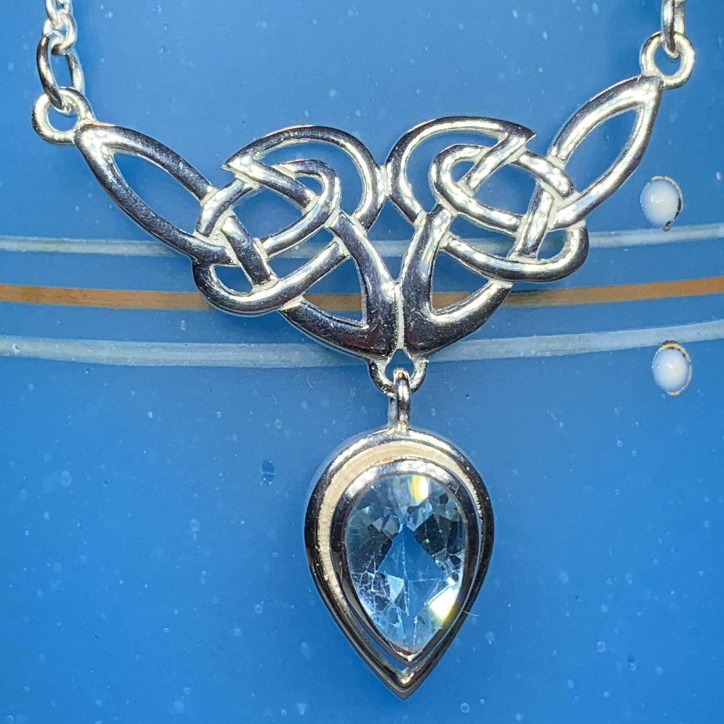 Ayn Celtic Knot Necklace - Topaz
